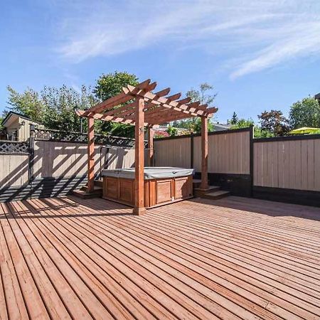 The Beautiful House Welcomes You Delta Exterior photo
